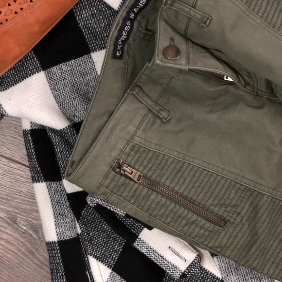 Express Fitted pants - Picture 2 of 5